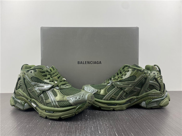 Balenciaga Runner Green 677403W3RB13031