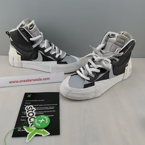 Sacai x Nike Blazer Mid black whit BV0072-002