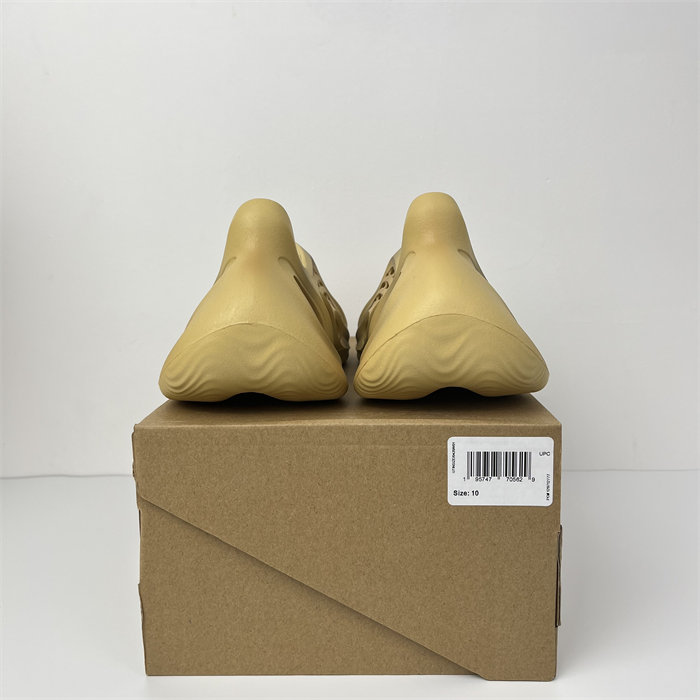 adidas Yeezy Foam RNR Desert Sand GV6843
