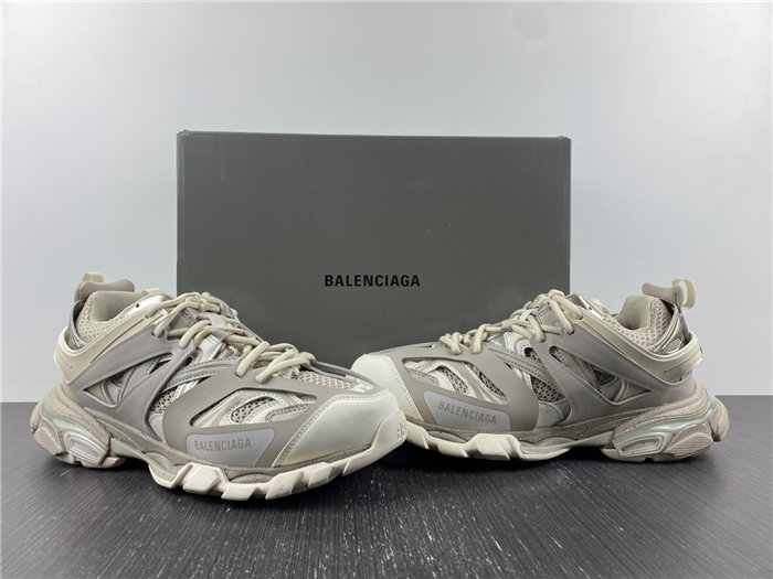 Balenciaga Track Recycled Sole Beige 542436W3FE49697