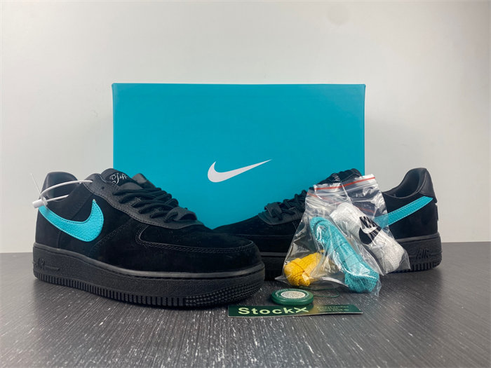 Nike Air Force 1 Low SP Tiffany And Co. DZ1382-001