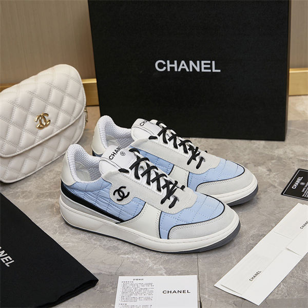 Chanel Sneaker