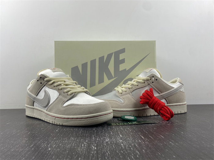 Nike SB Dunk Low Premium “Valentine’s Day FZ5456-100