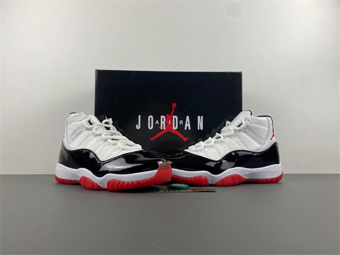 Air Jordan 11 CT8012-106