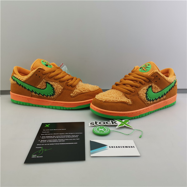 Grateful Dead x Nike SB Dunk Low “Orange Bear”   CJ5378-800